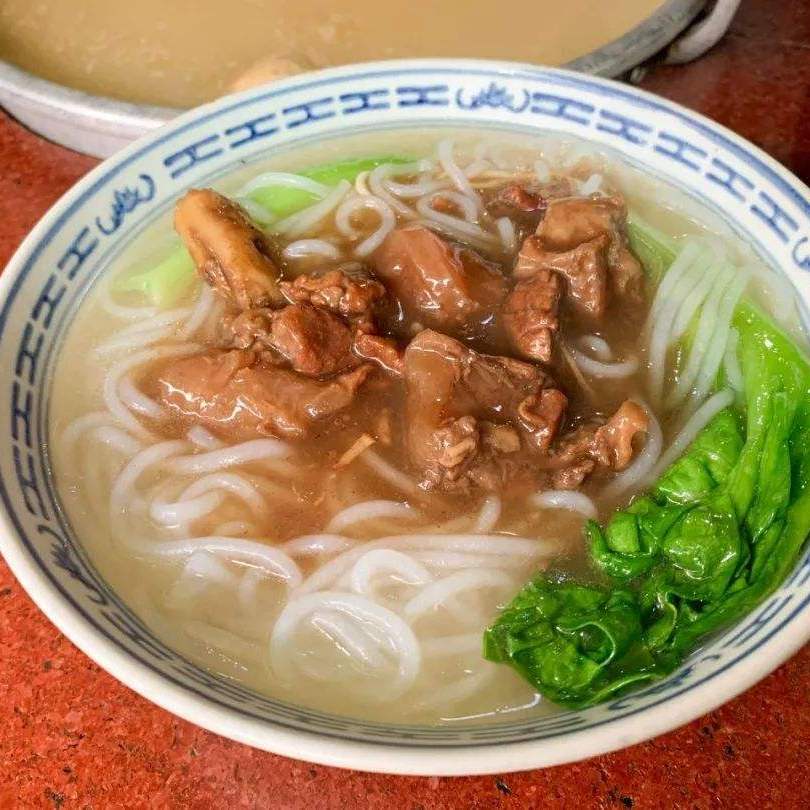 牛筋腩汤粉