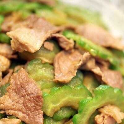 凉瓜肉片炒蛋饭