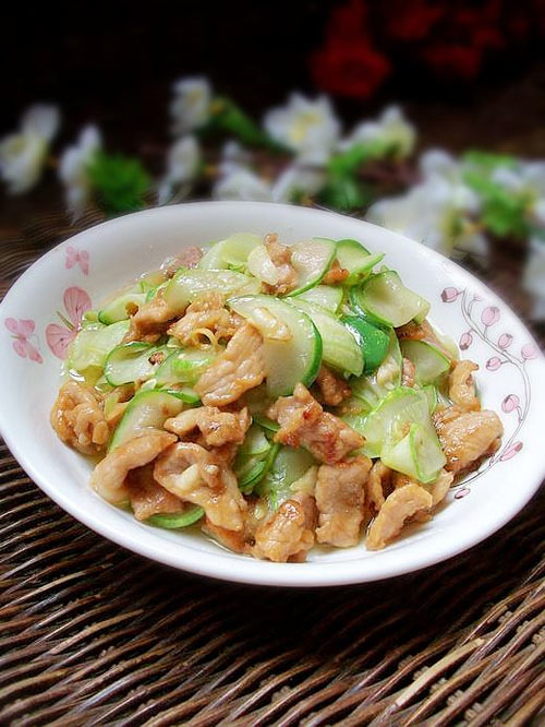 青瓜肉片饭