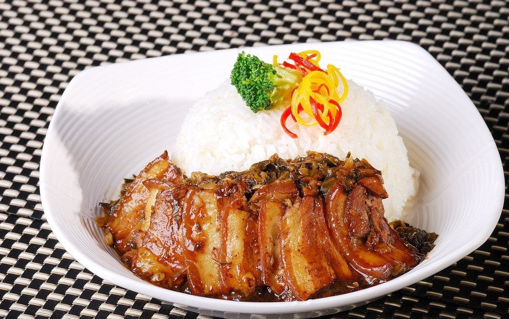 梅菜扣肉饭