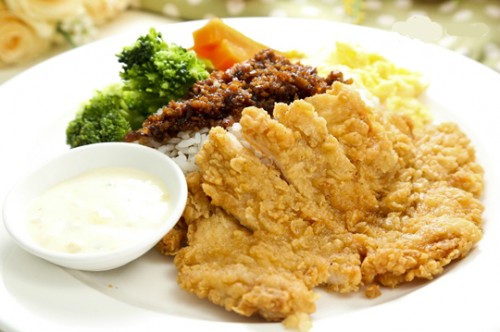 黄金脆皮鸡拼奥尔良鸡扒饭