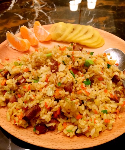 墨鱼丸火腿蛋炒饭