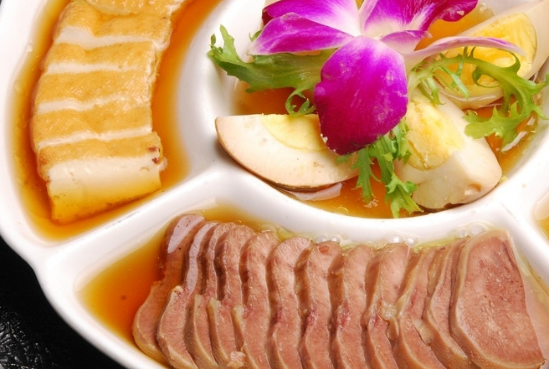 卤水双拼饭~送足料靓汤